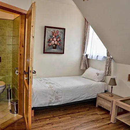 Inn Karczma Rzym Wroclaw